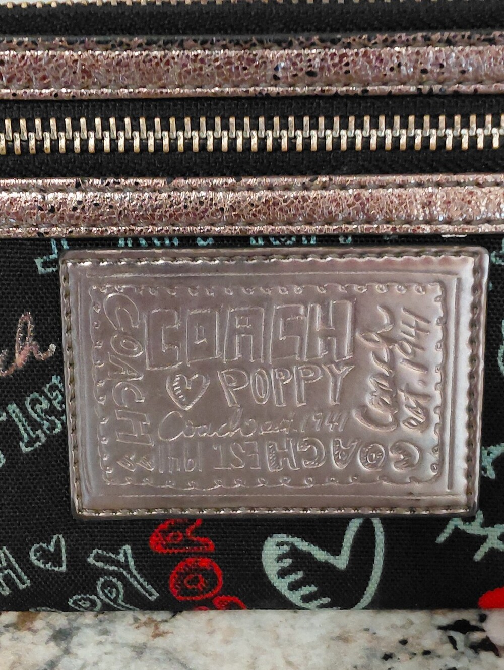Coach Poppy Black & Red Wristlet Wallet W/Bronze Trim - Picture 3 of 9
